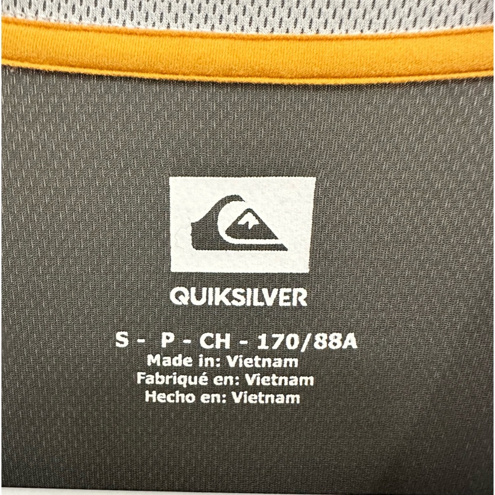 Quicksilver Long Sleeve Rashguard, Small - Picture 7 of 7